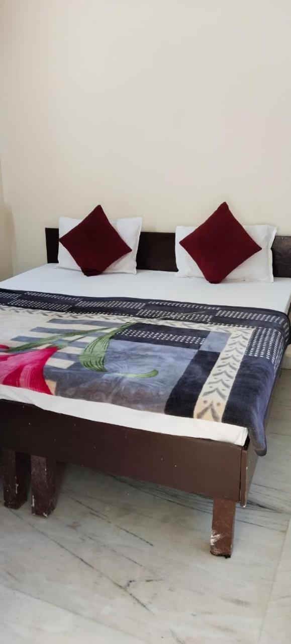 Rohit Paying Guest House Assi Ghat Varanasi Zimmer foto